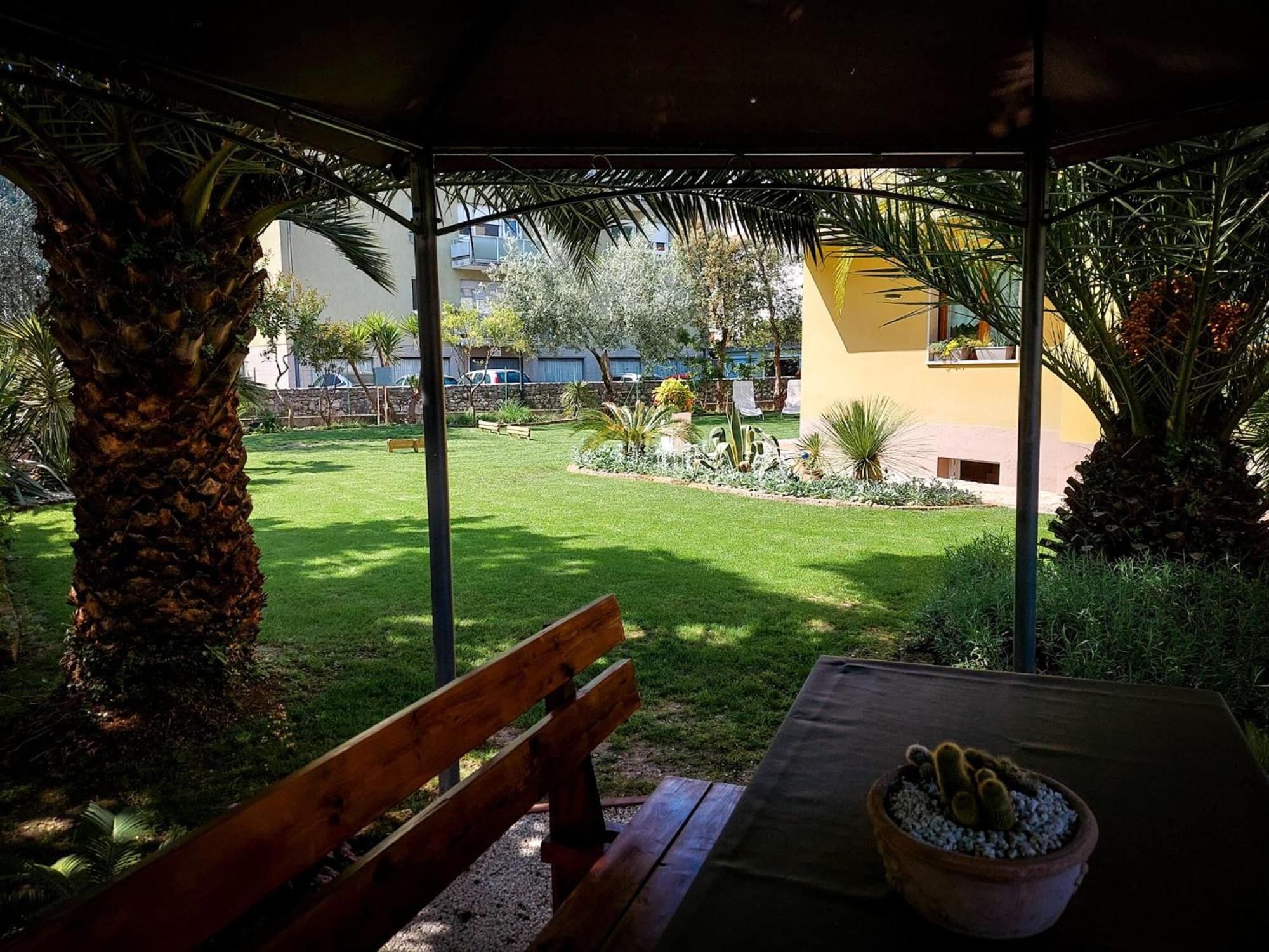 Villa Citrus Riva del Garda Ngoại thất bức ảnh
